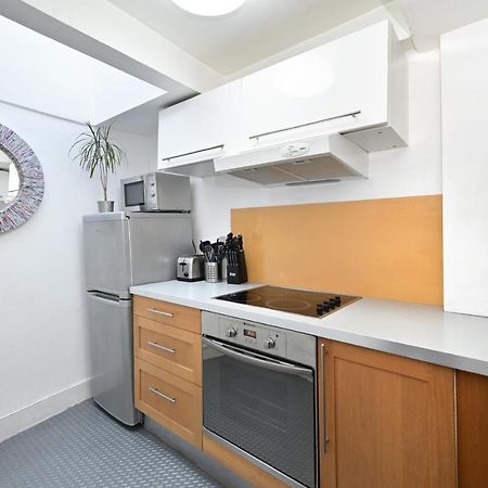 Soho, Piccadilly & Chinatown - Two Bedroom & Two Double Beds Apartment Londra Esterno foto